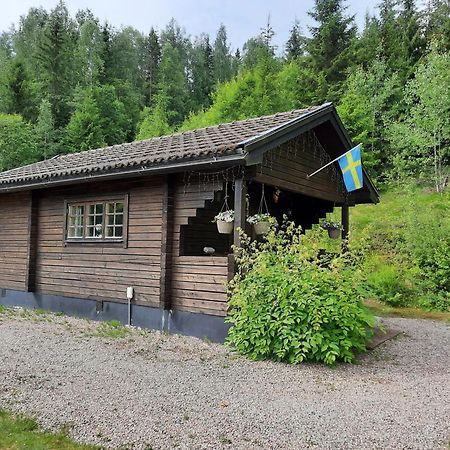 Gemuetliche Blockhuette Fuer Auszeit In Torsby Auf Einem Bauernhof Villa Exterior photo